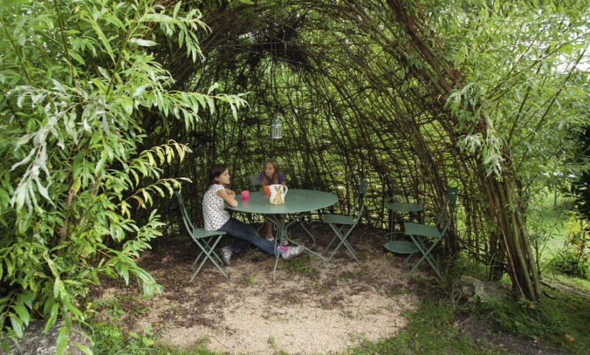 Construisez une cabane en saule dans votre jardin - La Salamandre