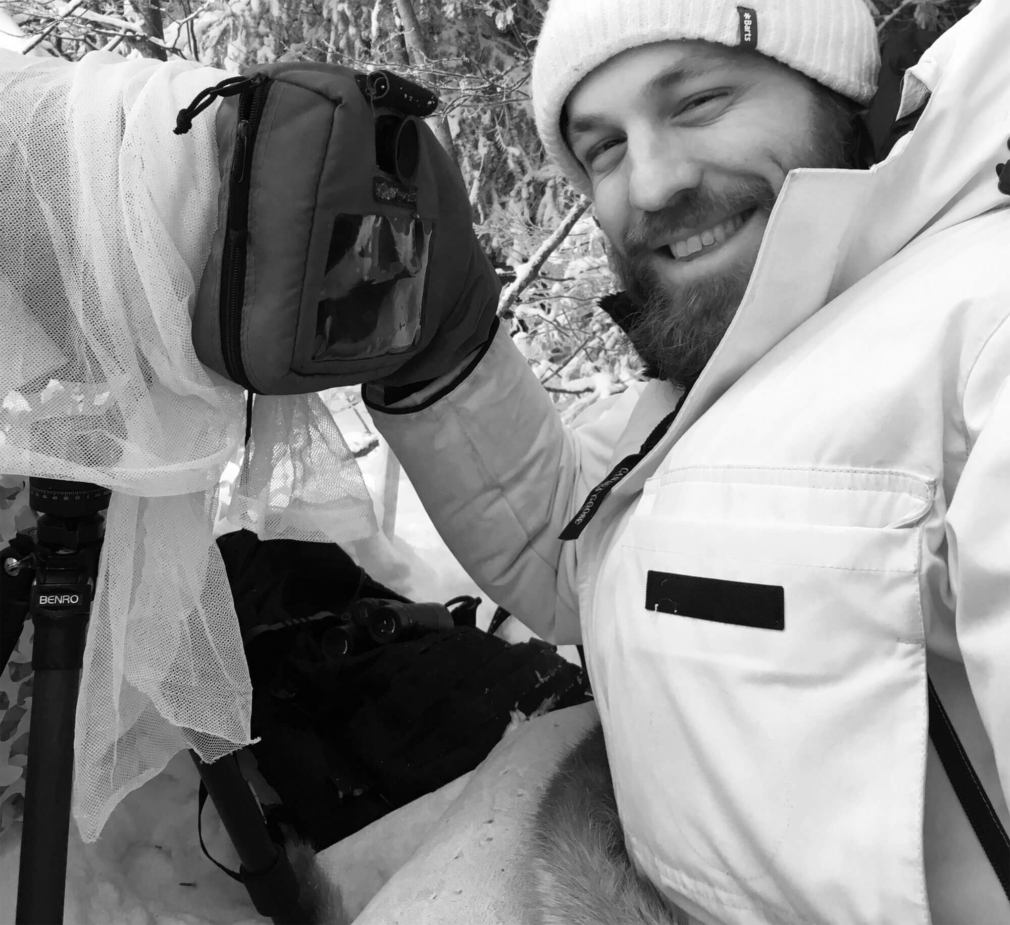 Neil Villard sur la piste du lynx