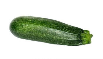 Recyclez la vieille courgette du jardin en bateau pirate!