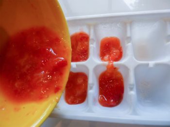 Aromatisez vos glaçons avec les fruits de l'été