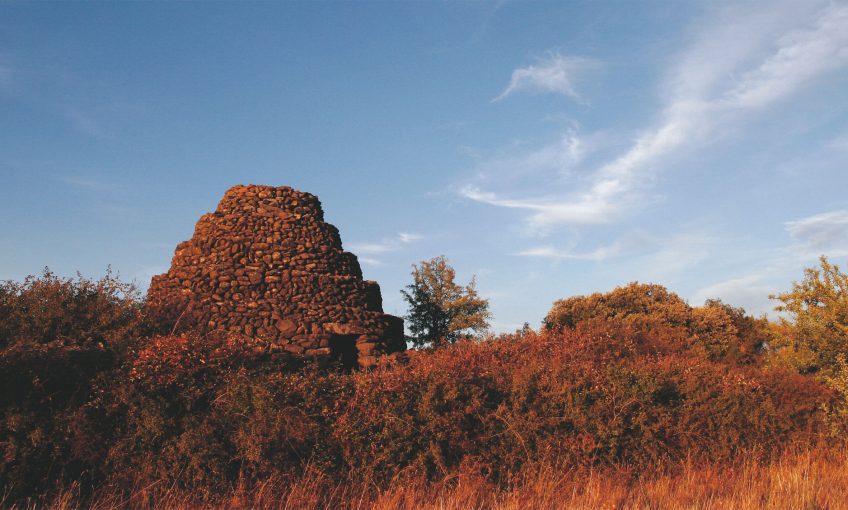 A l’abri des cabanes de pierres - La Salamandre