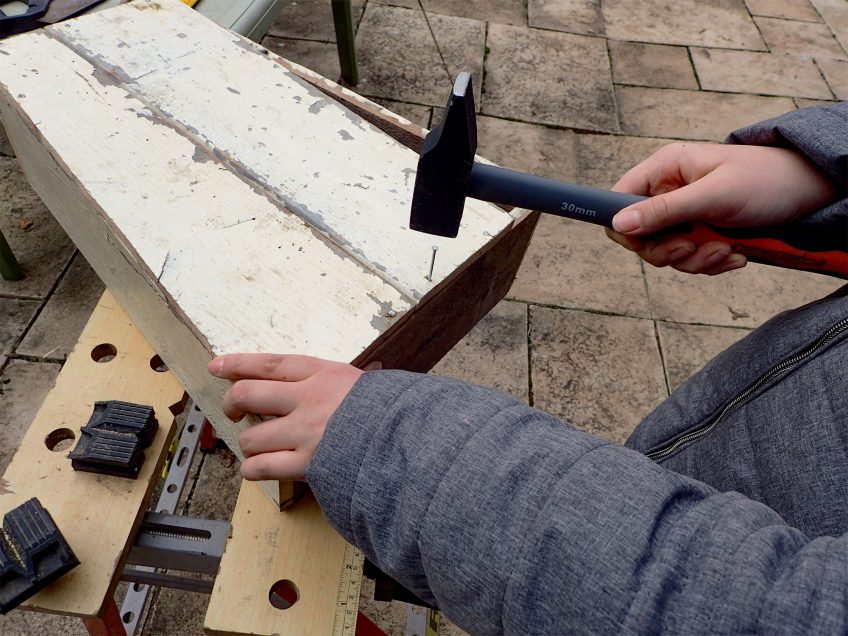 Construisez un nichoir pour les abeilles sauvages