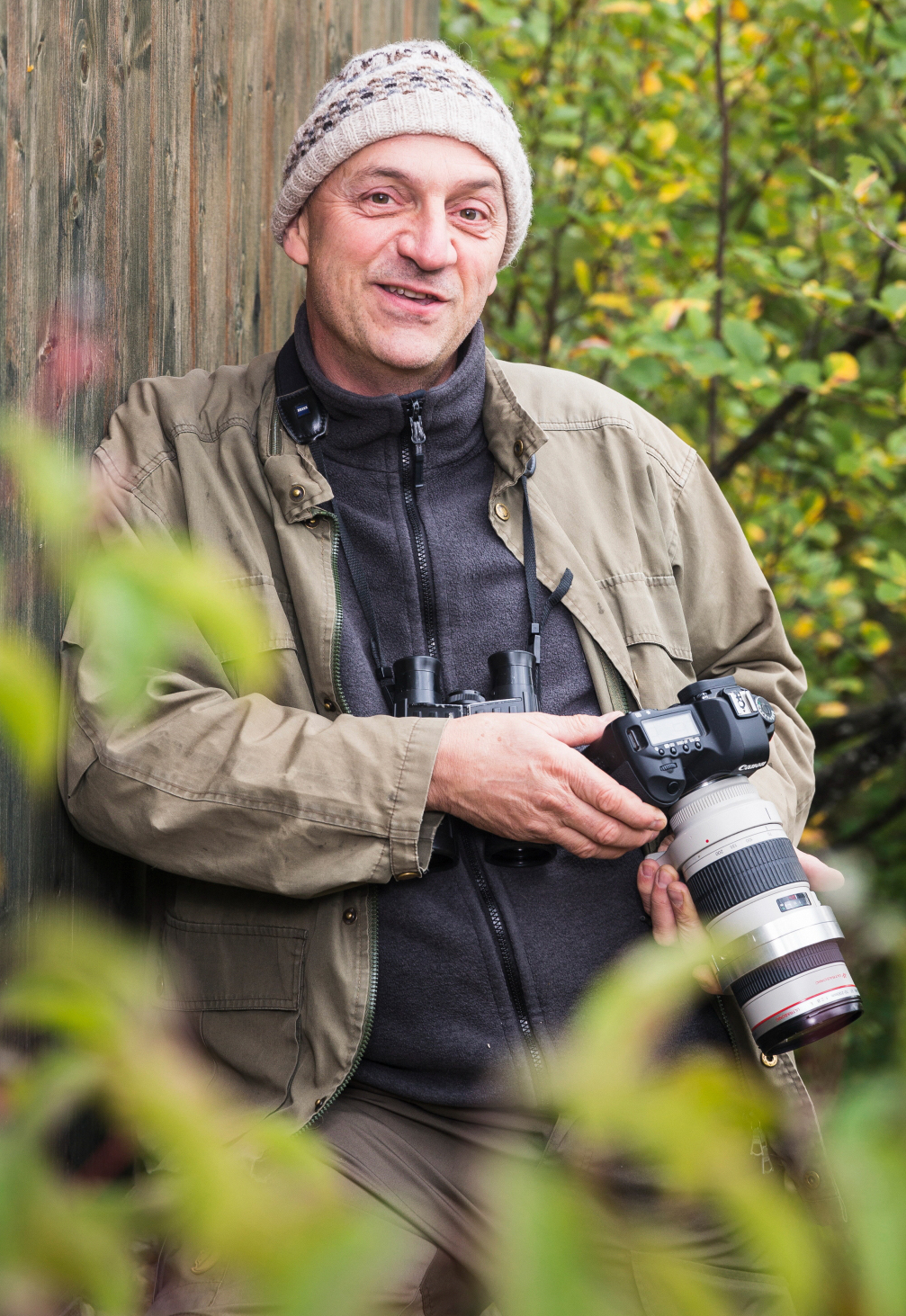 Jacques Ioset photographie l'ours sans le déranger