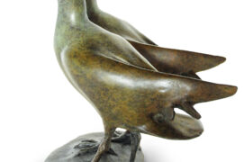 « Le plus souvent solitaires sont les chevaliers gambettes. Là, c’est un couple qui parade. »
Les retrouvailles
Bronze, 34 x 30 x 24 cm